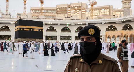 Untuk Pertama Kalinya Tentara Wanita Saudi Dikerahkan Untuk Pengamanan Ibadah Haji